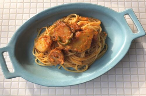 トマトソースのパスタ